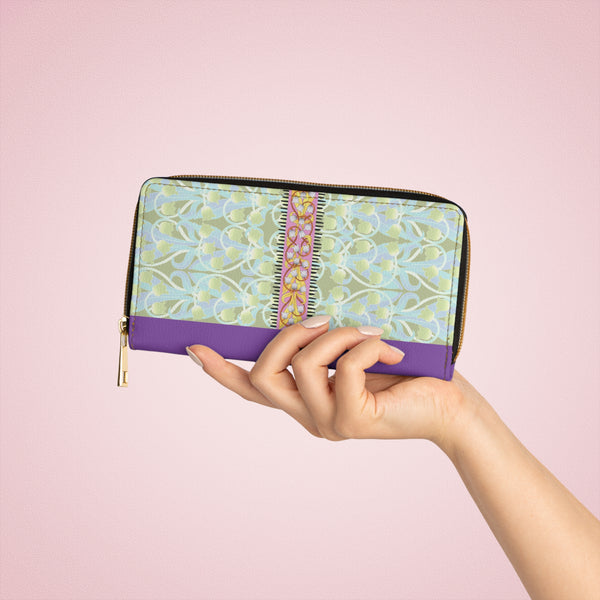 Liliana Zipper Wallet in Frost