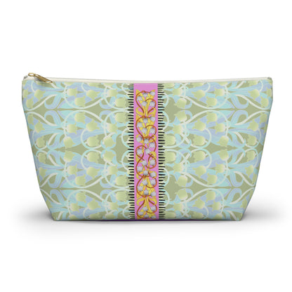 Liliana Travel Pouch in Frost