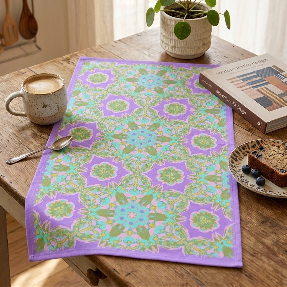 Wendi Cotton Tea Towels in Wisteria